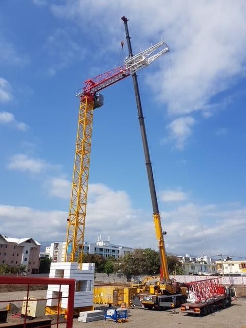 La toute première RAIMONDI MRT 234 sur l'île de la Réunion! Ent .SBTPC