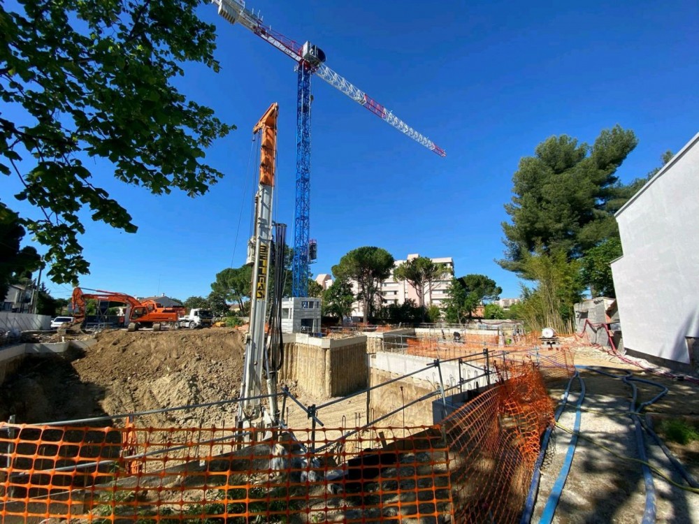 🏗 RAIMONDI MRT159 équipée de son monte grutier SL20TC