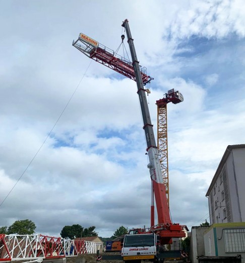 Livraison et montage de la 🏗 RAIMONDI MRT 213 à Agen !